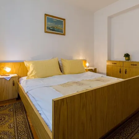 Appartamento In 5265 Crikvenica
